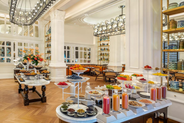 Success Story: Hoe Raffles Singapore hun voedselverspilling met 29% verminderde met de inzet van Orbisk